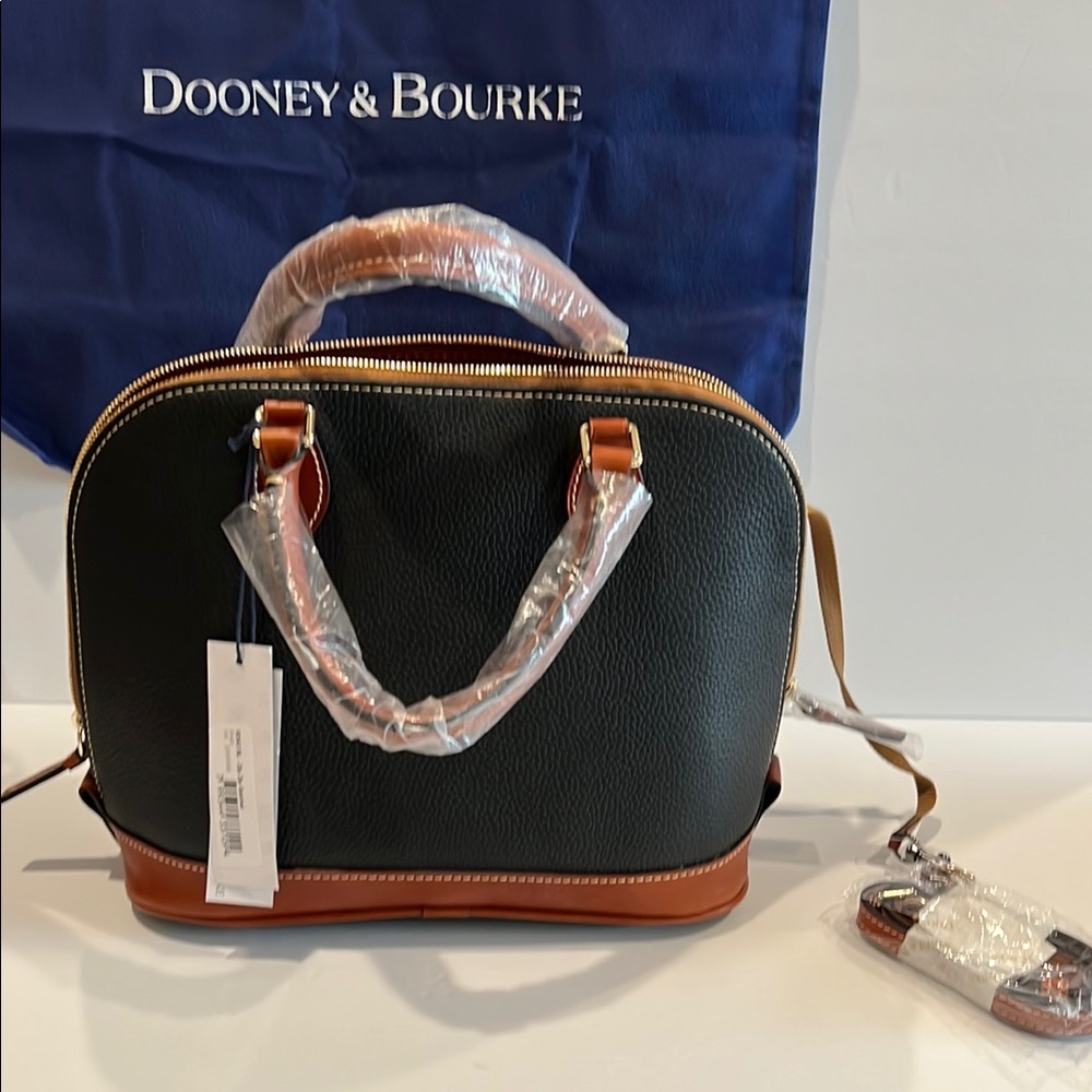 NWT-Dooney & Bourke Black and Brown Satchel - Picture 5 of 5